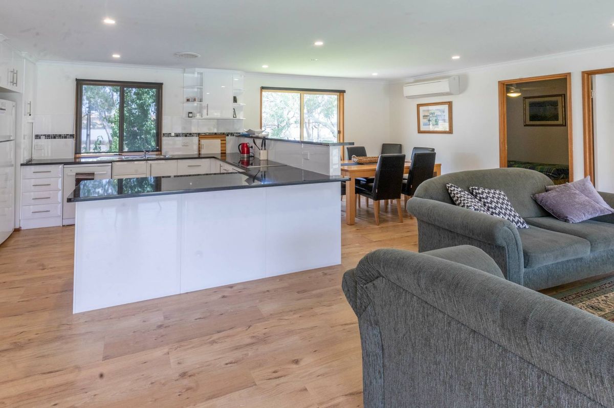 109 Rob Loxton Road, Walker Flat River Shack Rentals