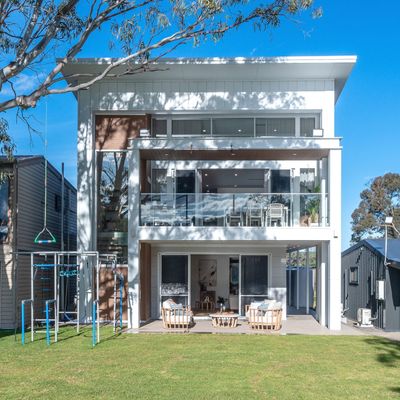 101 Providence Bow Hill